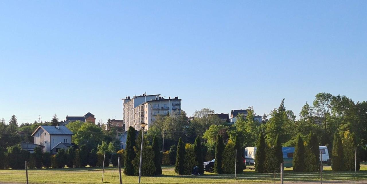 Sloneczny Apartament Warka Exteriör bild
