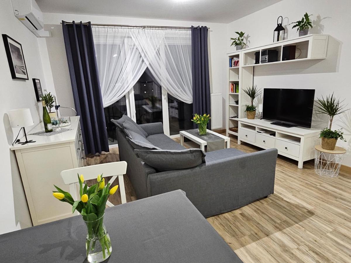 Sloneczny Apartament Warka Exteriör bild
