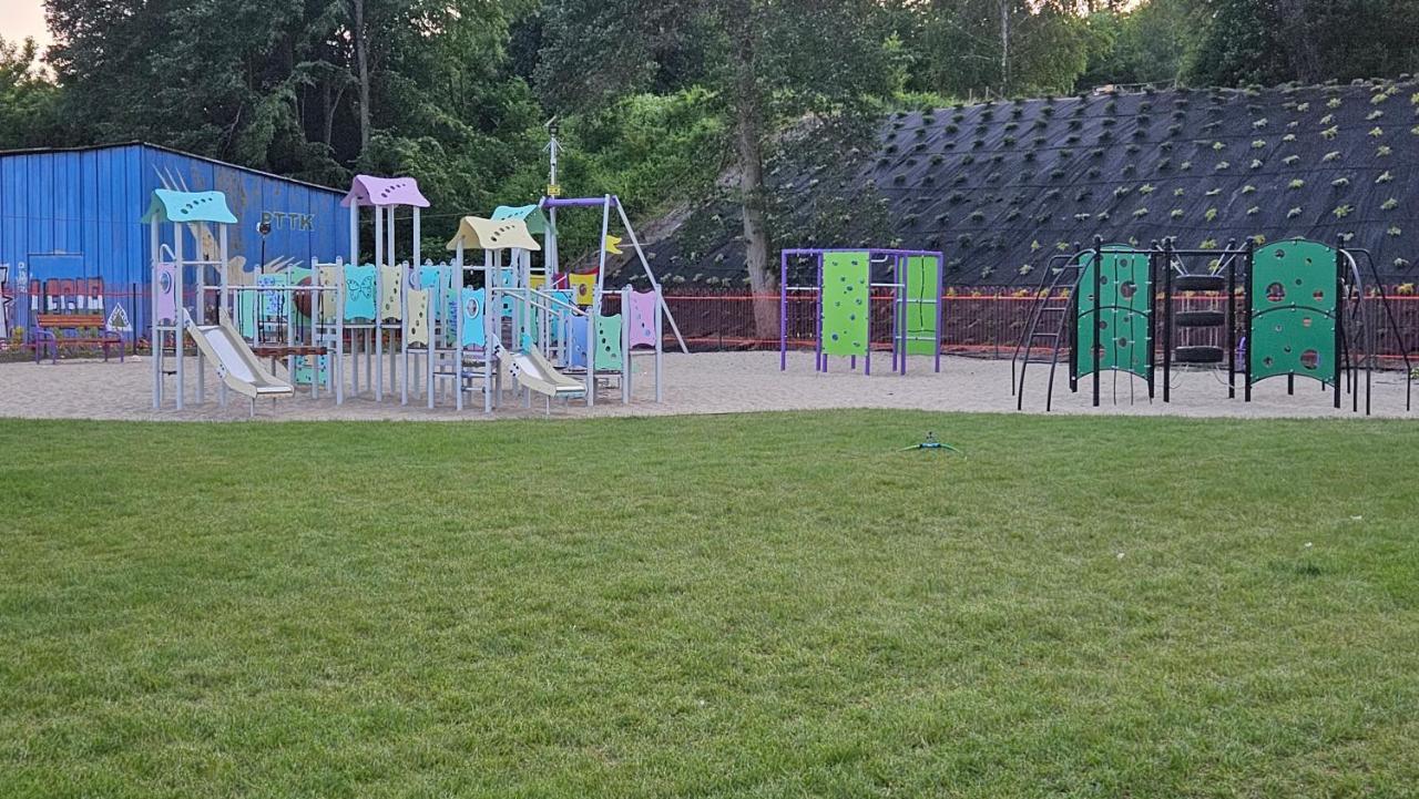 Sloneczny Apartament Warka Exteriör bild