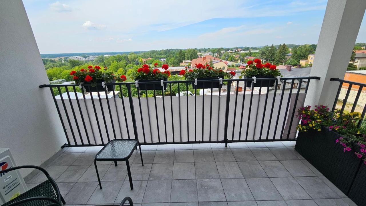 Sloneczny Apartament Warka Exteriör bild