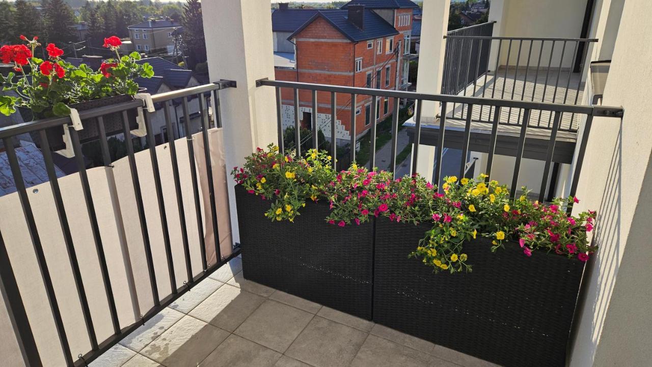 Sloneczny Apartament Warka Exteriör bild